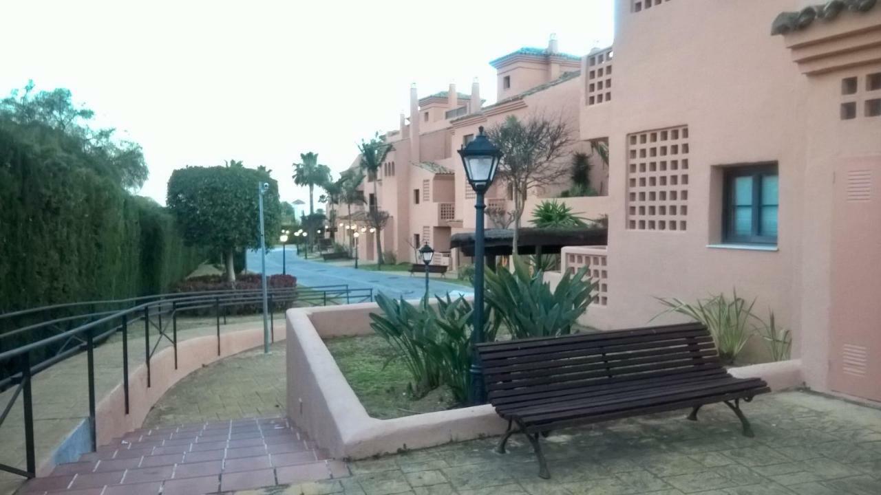 Hacienda Del Sol Beachside And Golf Apt Marbella Puerto Banus เอสเตโปนา ภายนอก รูปภาพ
